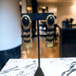 🆕 Black & Gold Dangles 🖤